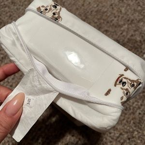 2 king pillowcases dog print NIB